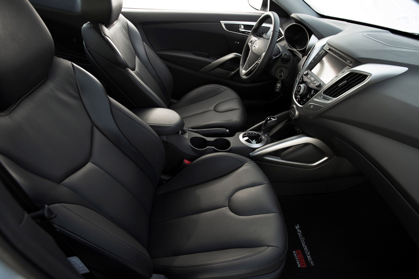 2014 Hyundai Veloster front safety I