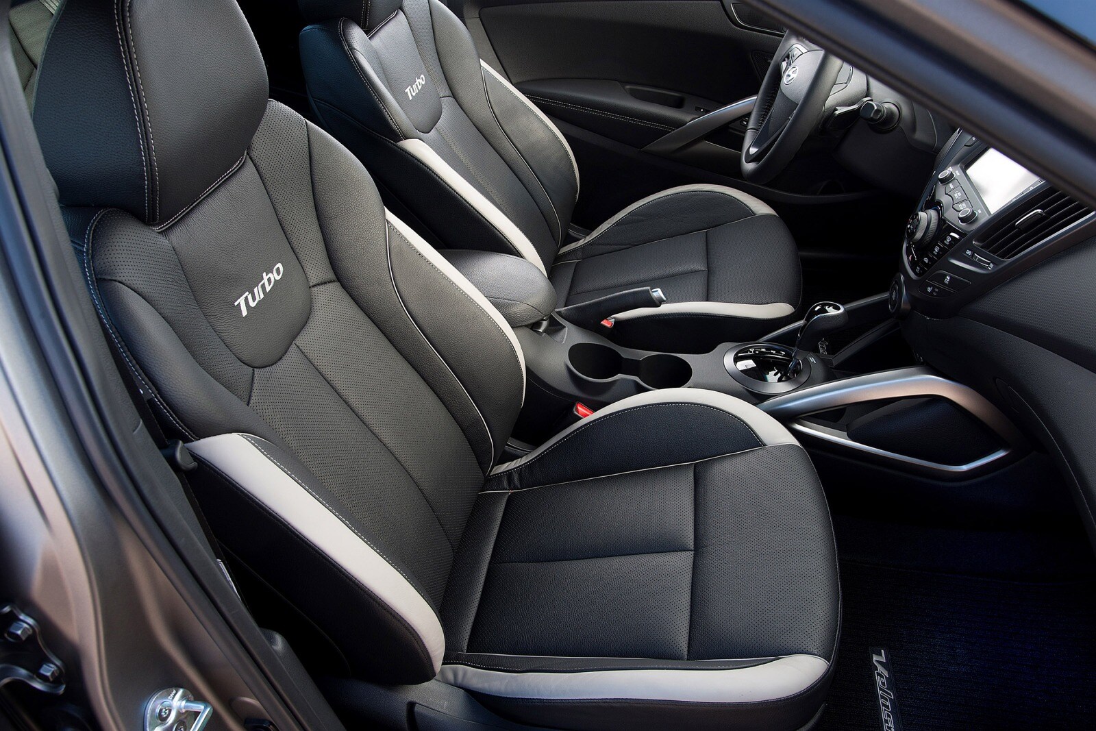 2015 Hyundai Veloster interior I