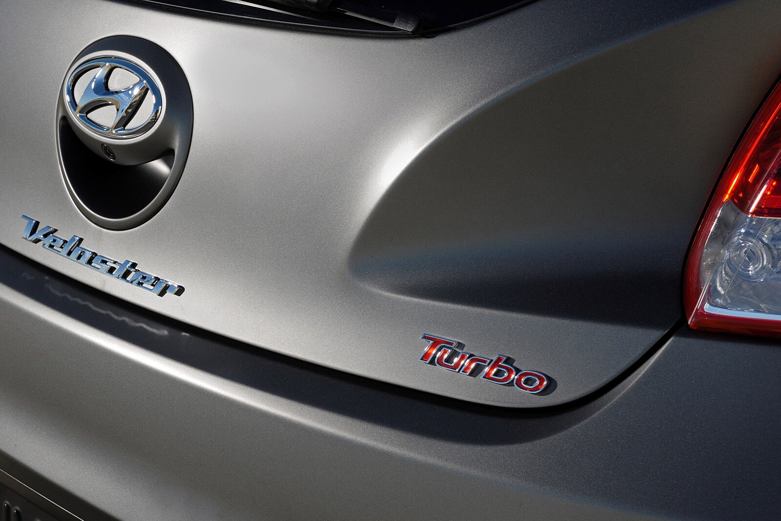 2015 Hyundai Veloster exterior RBDG