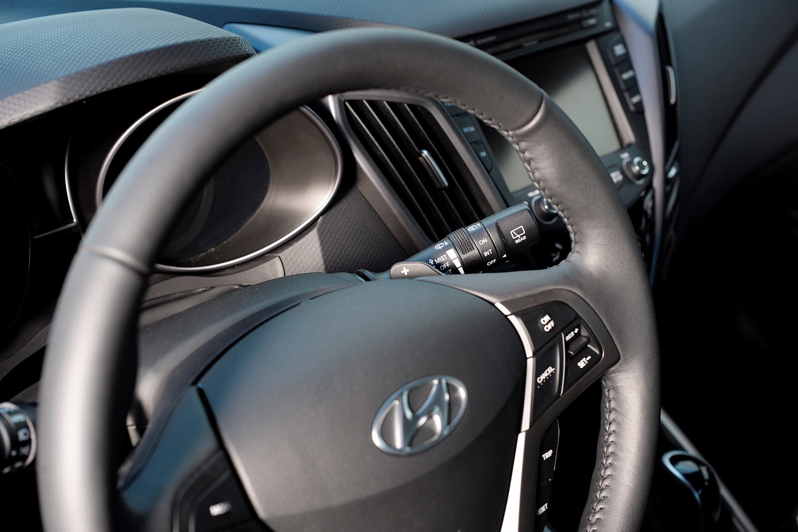 2015 Hyundai Veloster interior SWD