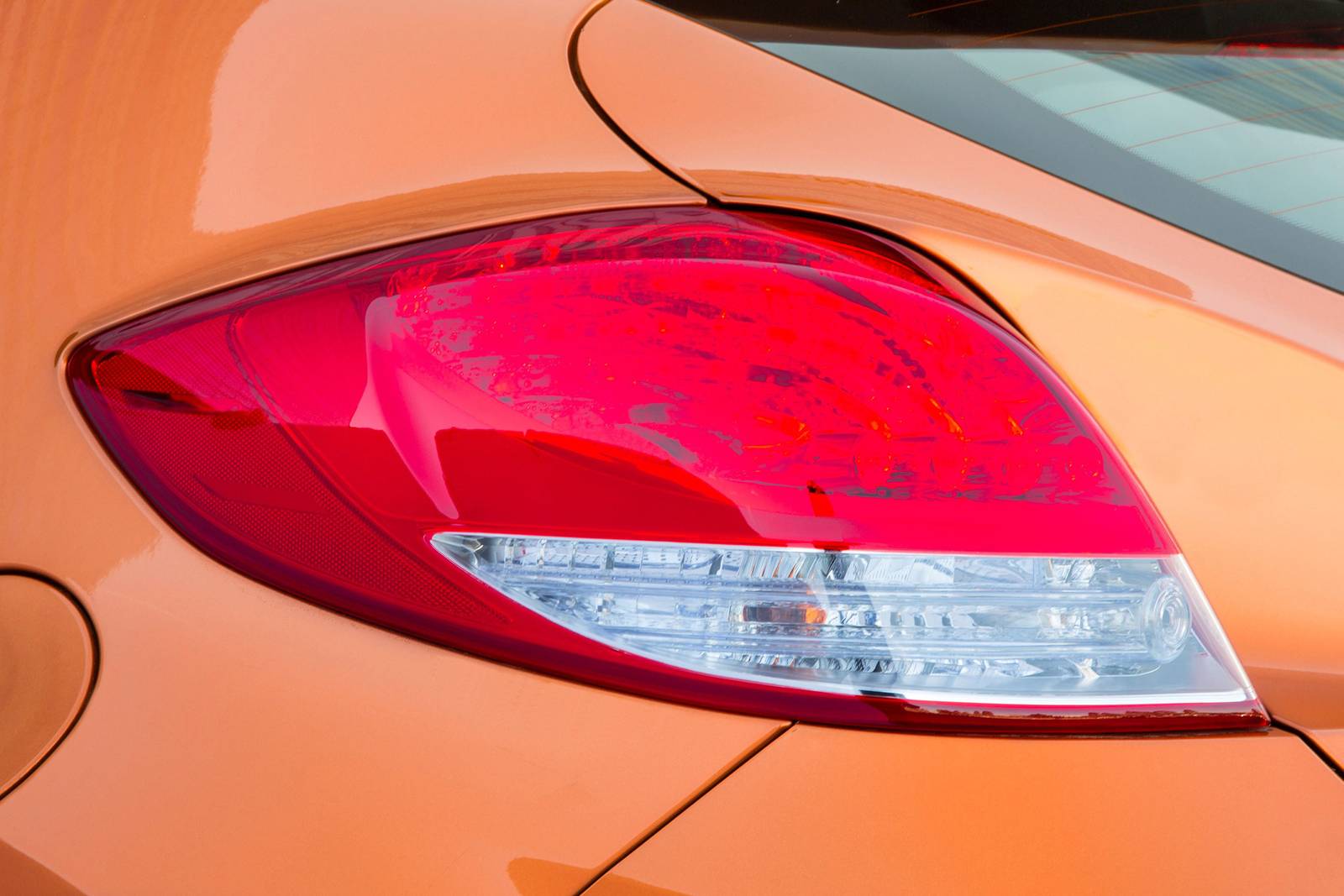 2017 Hyundai Veloster exterior EDETAIL