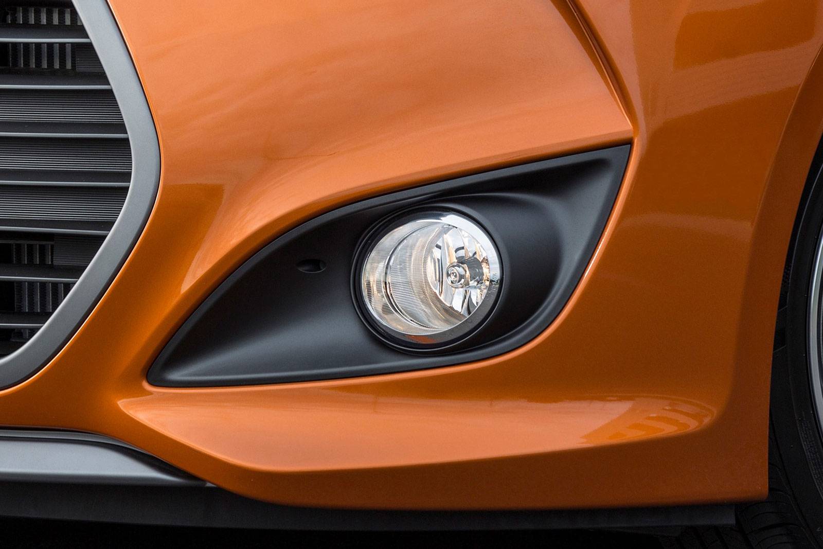 2017 Hyundai Veloster exterior FOG