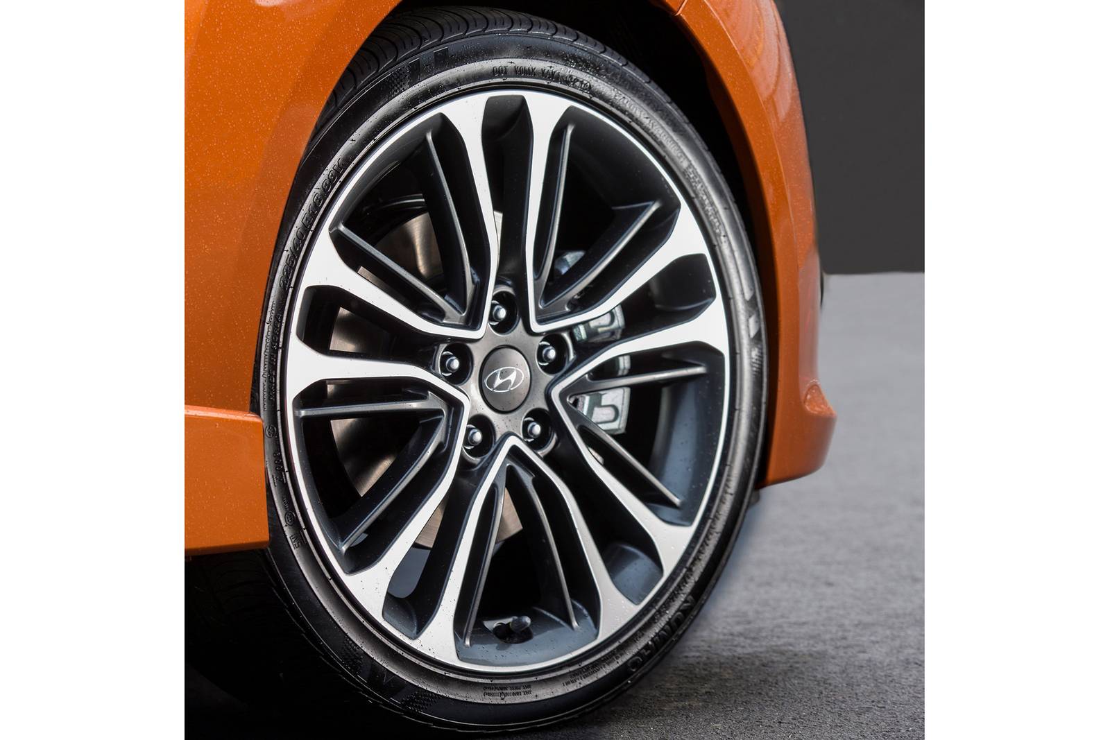 2017 Hyundai Veloster exterior W