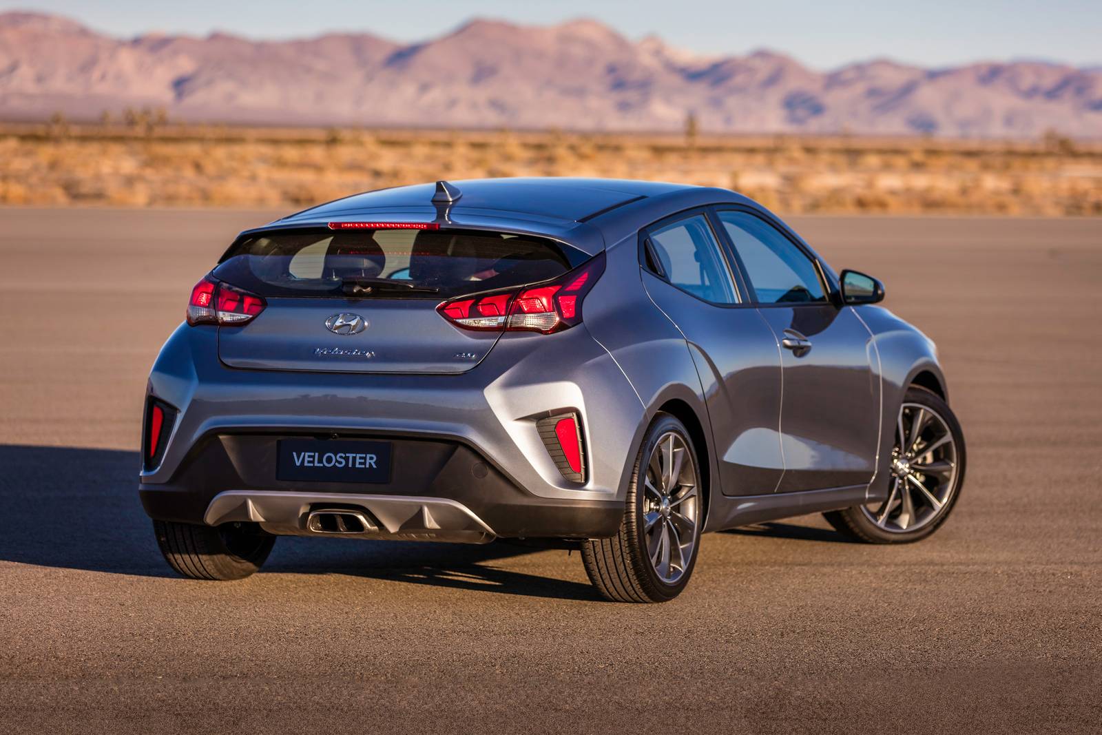 2019 Hyundai Veloster exterior F