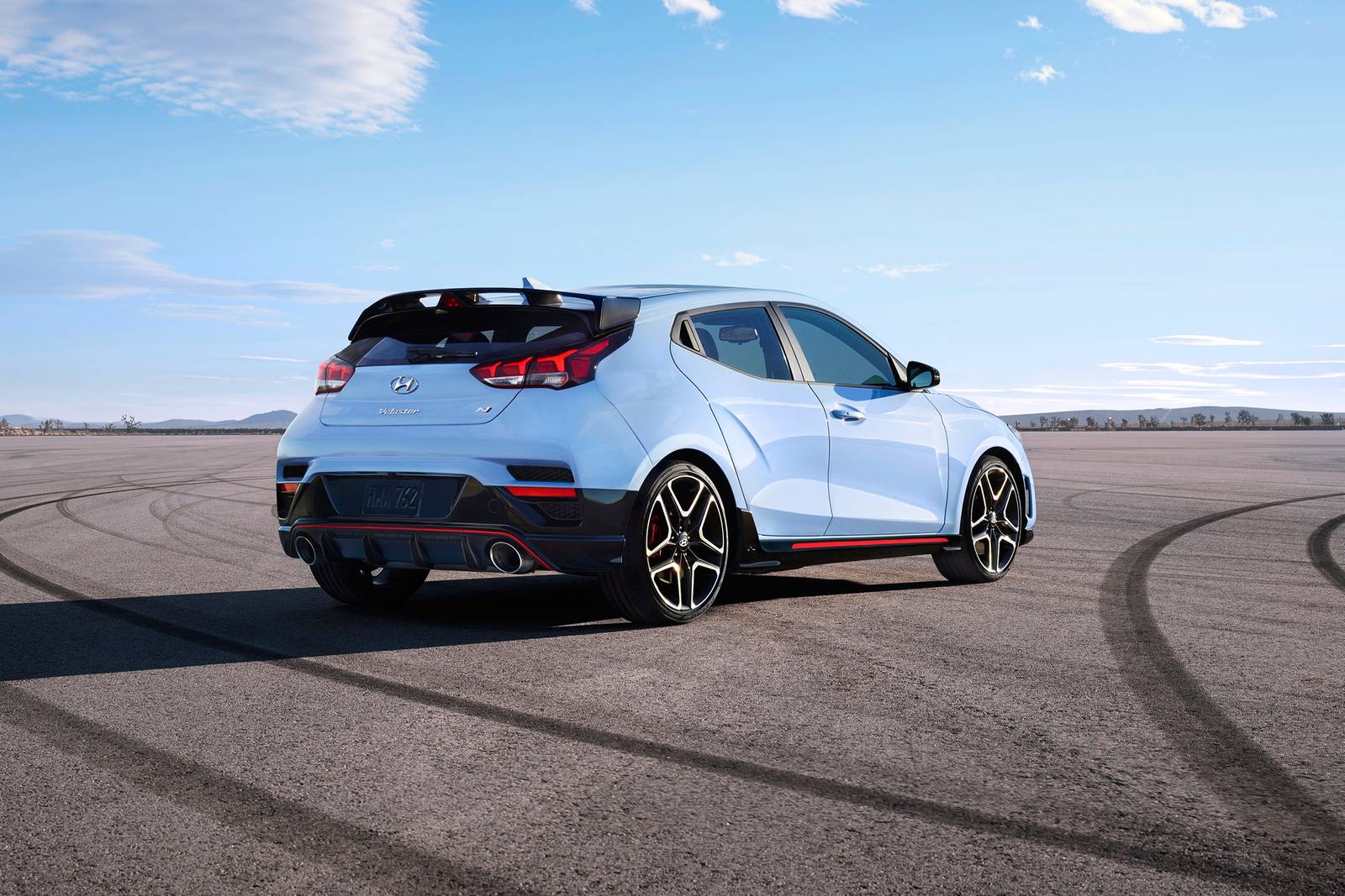 2019 Hyundai Veloster exterior F