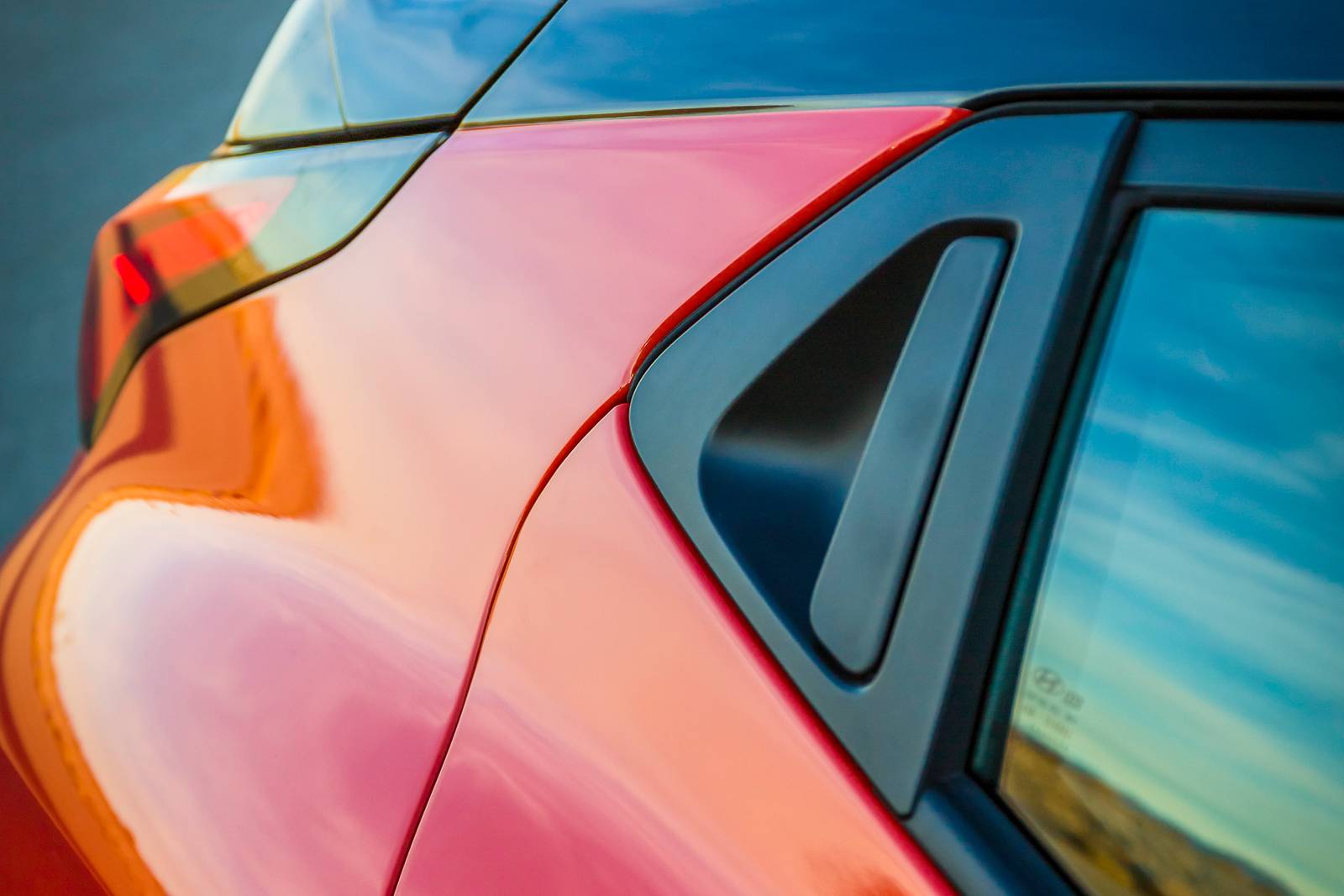 2019 Hyundai Veloster exterior EDETAIL
