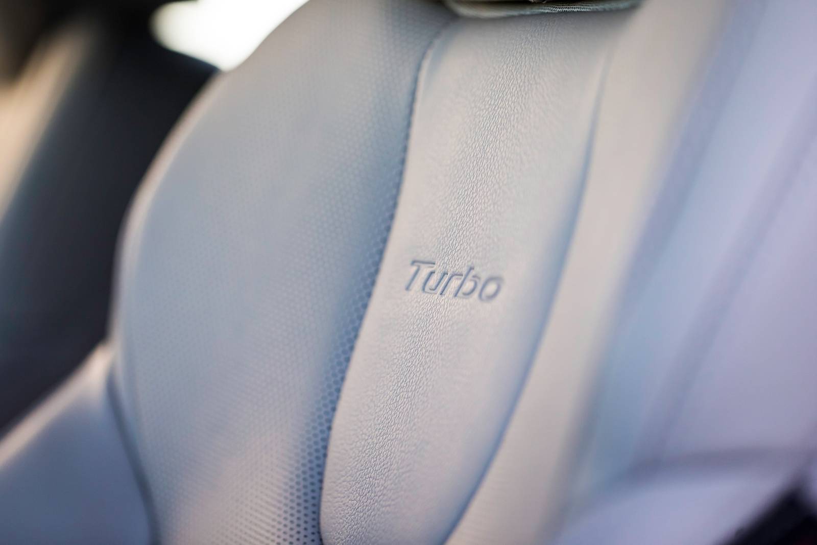 2019 Hyundai Veloster interior DETAIL