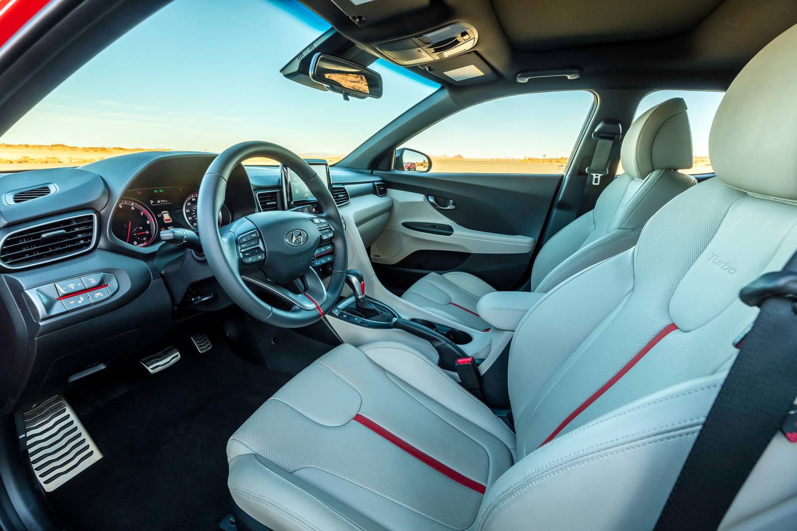 2019 Hyundai Veloster interior I