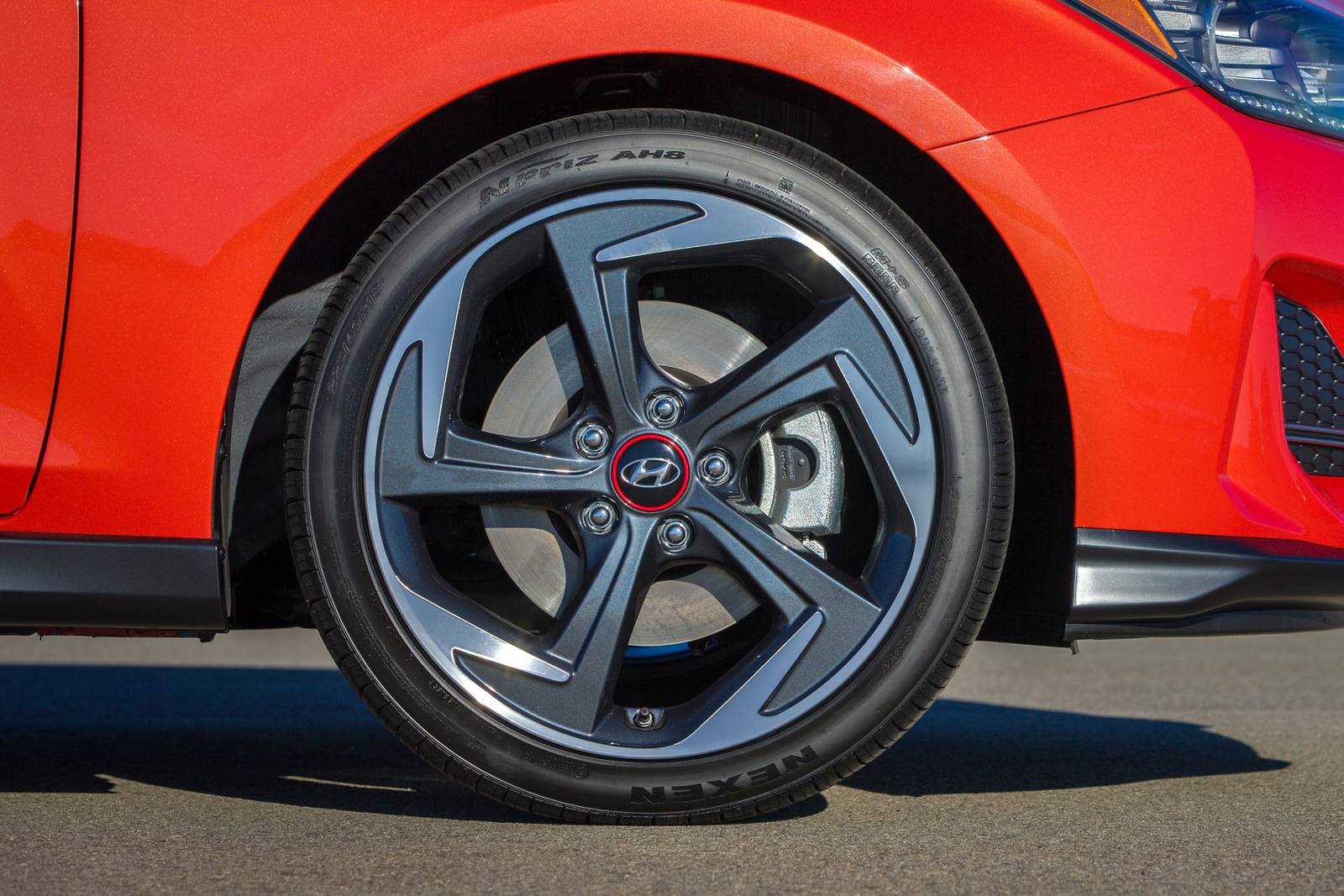 2019 Hyundai Veloster exterior W