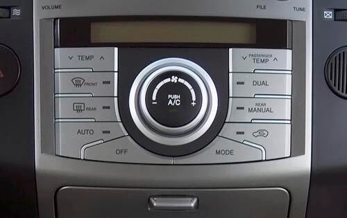 2011 Hyundai Veracruz interior CC