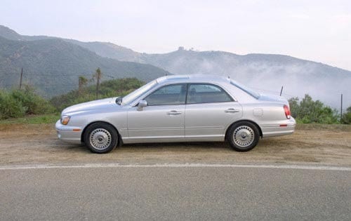 2001 Hyundai XG300L Sedan