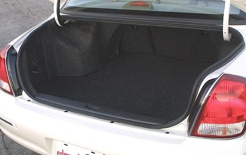 2002 Hyundai XG350 interior CARGO