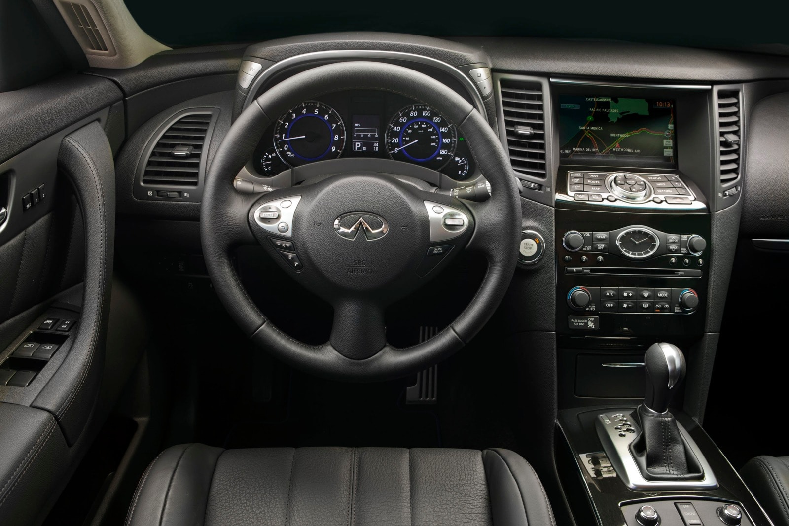 2013 INFINITI FX interior D