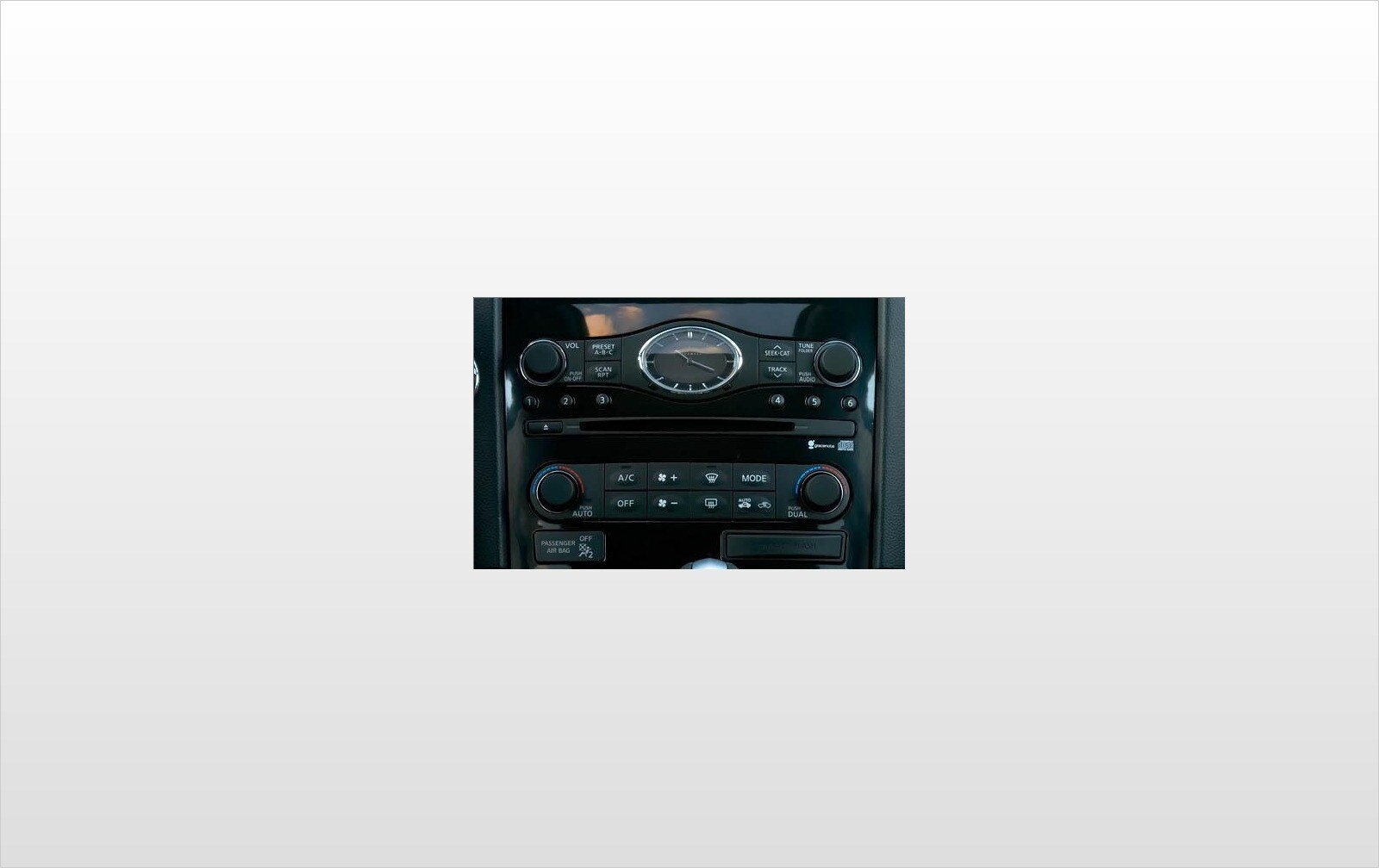 2009 INFINITI FX50 interior CC