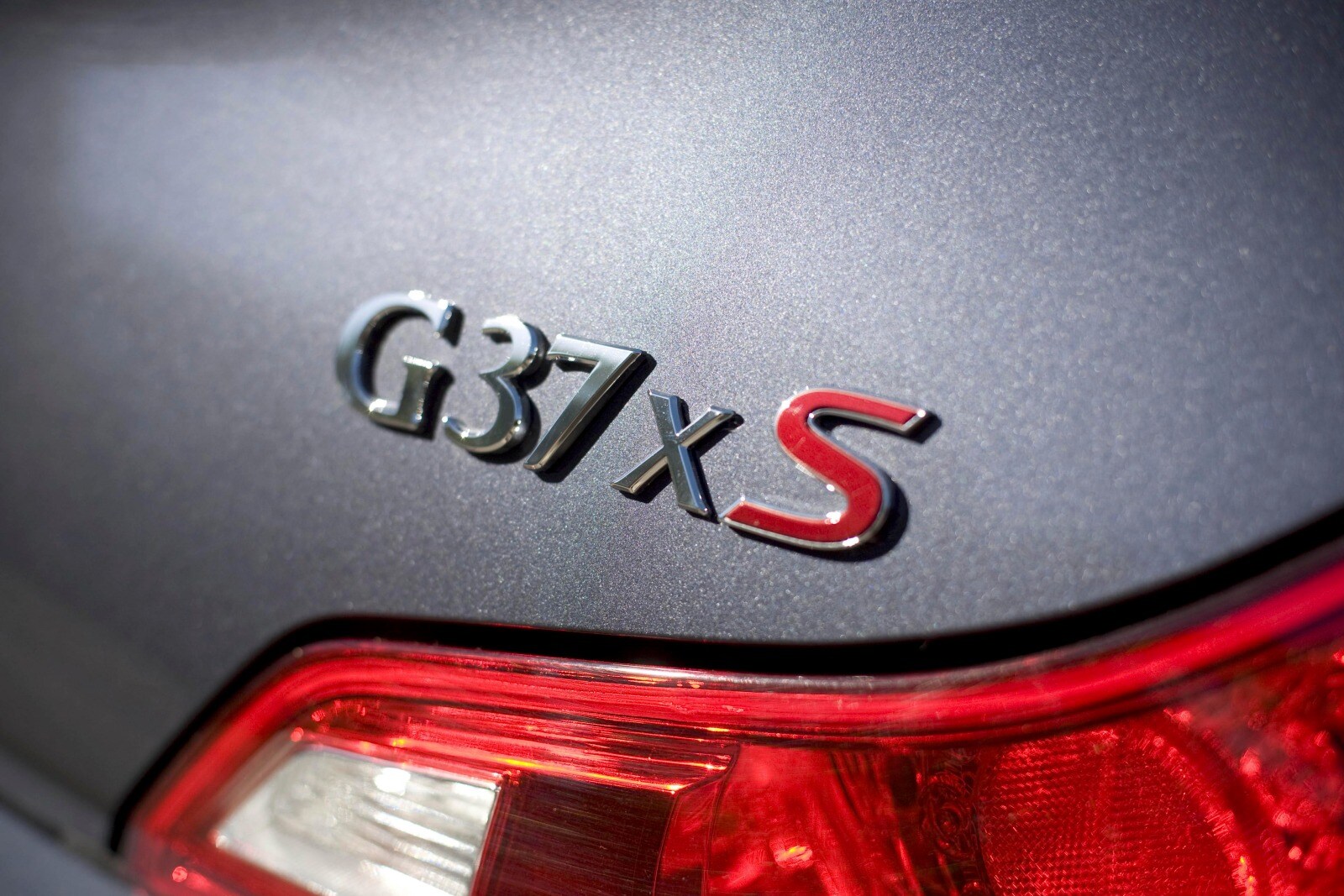 2011 INFINITI G Coupe exterior RBDG