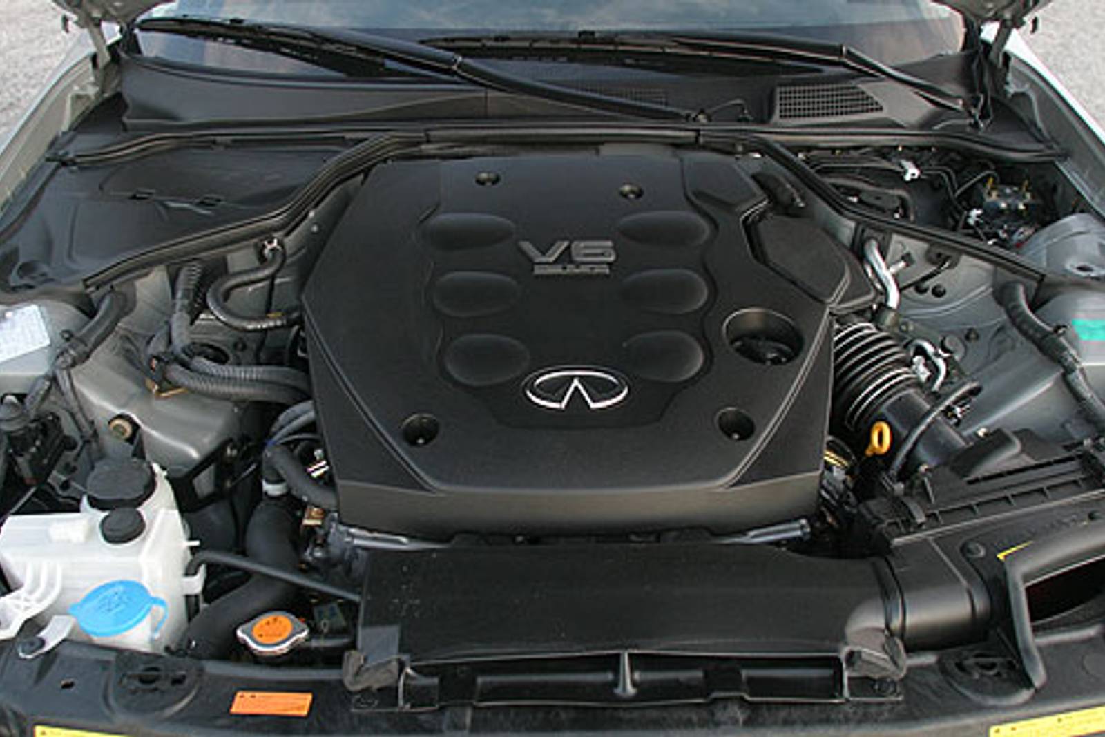 2004 INFINITI G35 exterior E