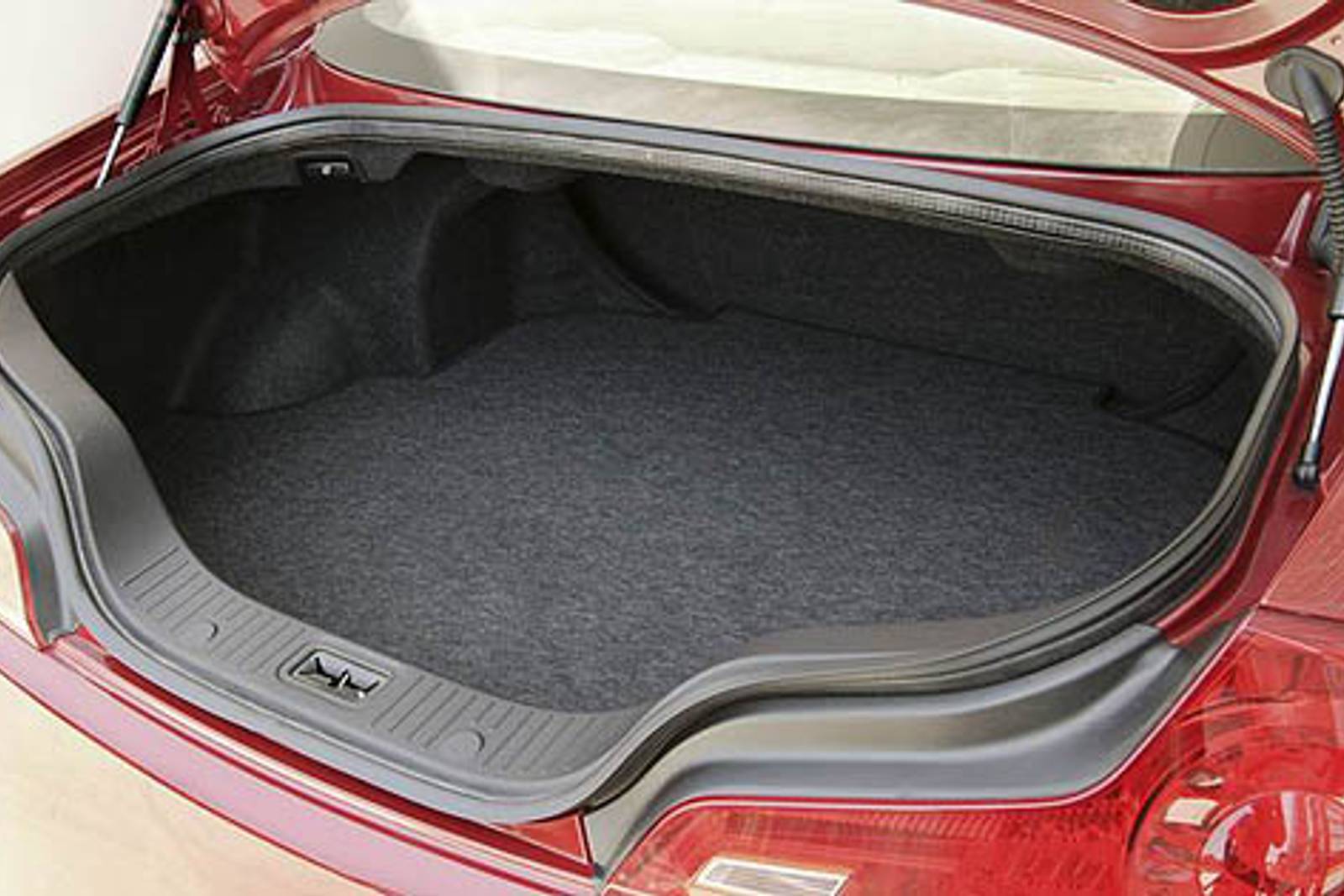 2007 INFINITI G35 interior CARGO