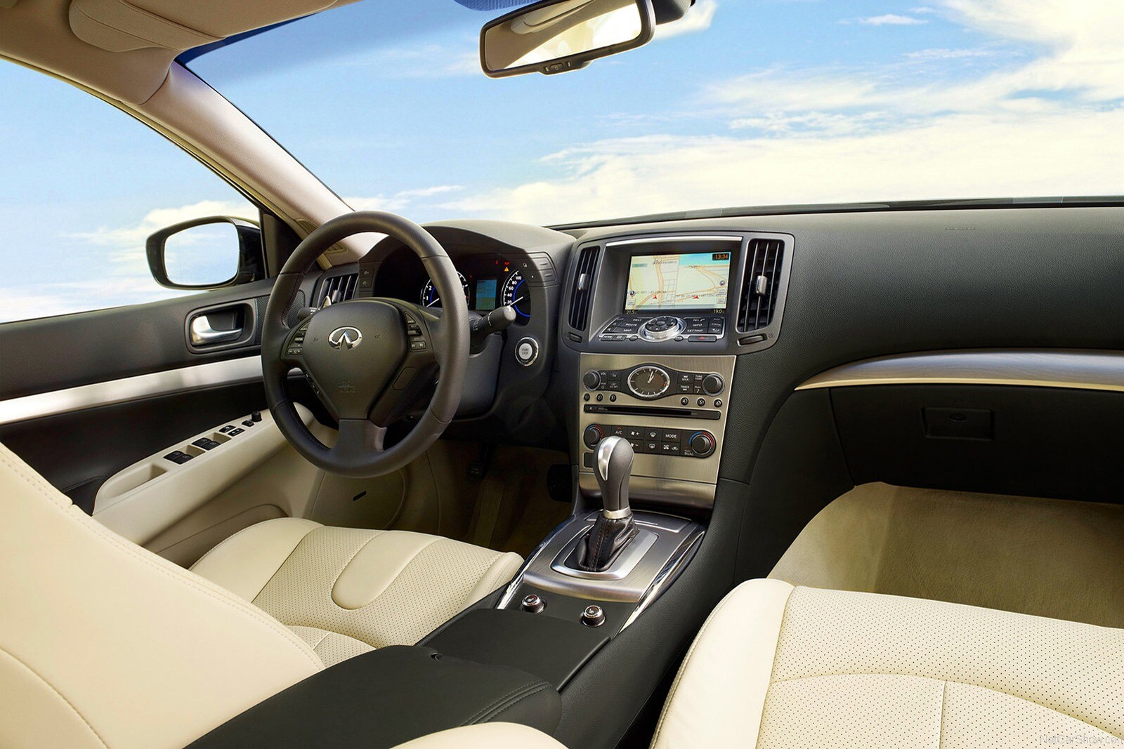 2010 Infiniti G37 interior I