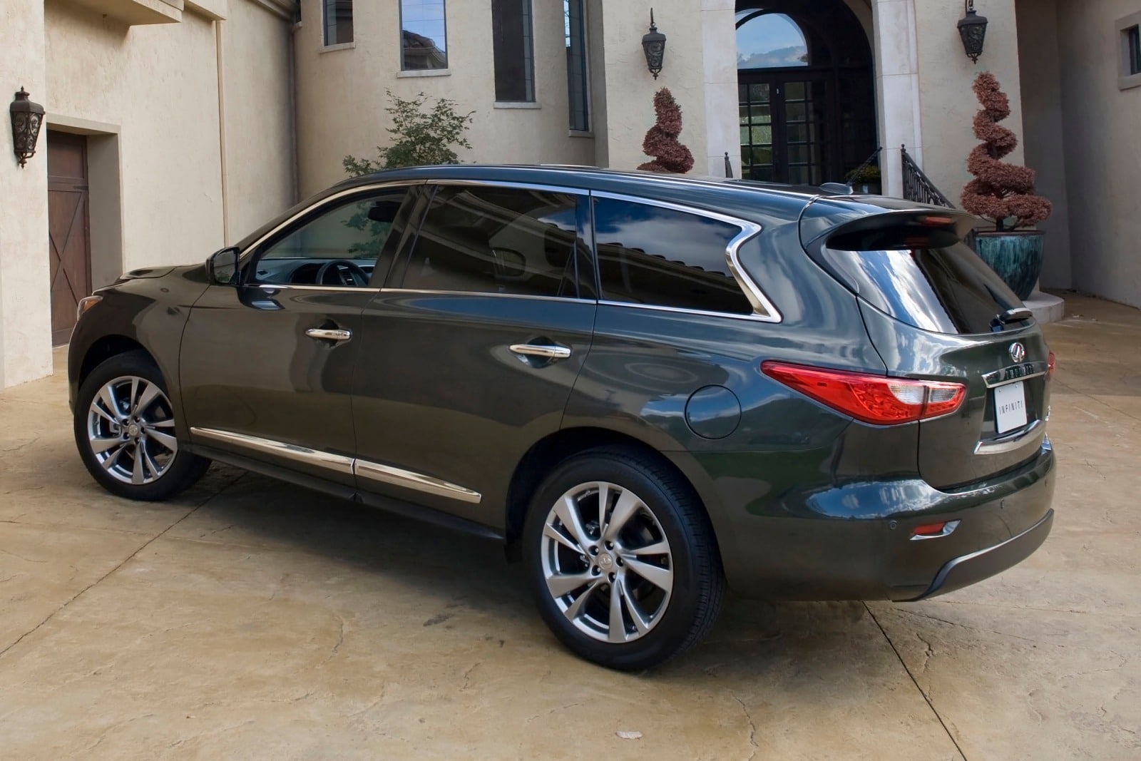2013 INFINITI JX 4dr SUV Exterior