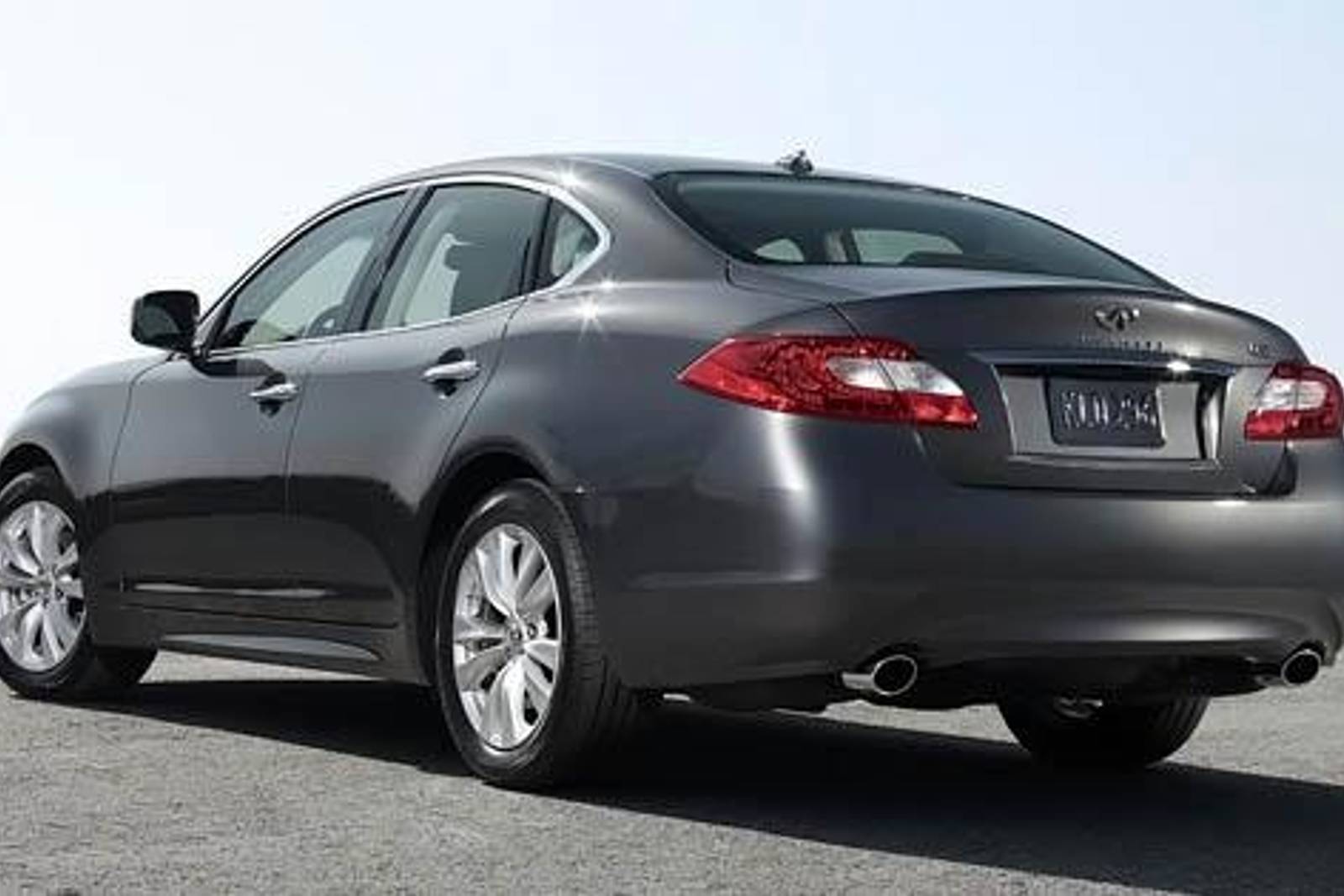 2012 INFINITI M M56 Sedan Exterior