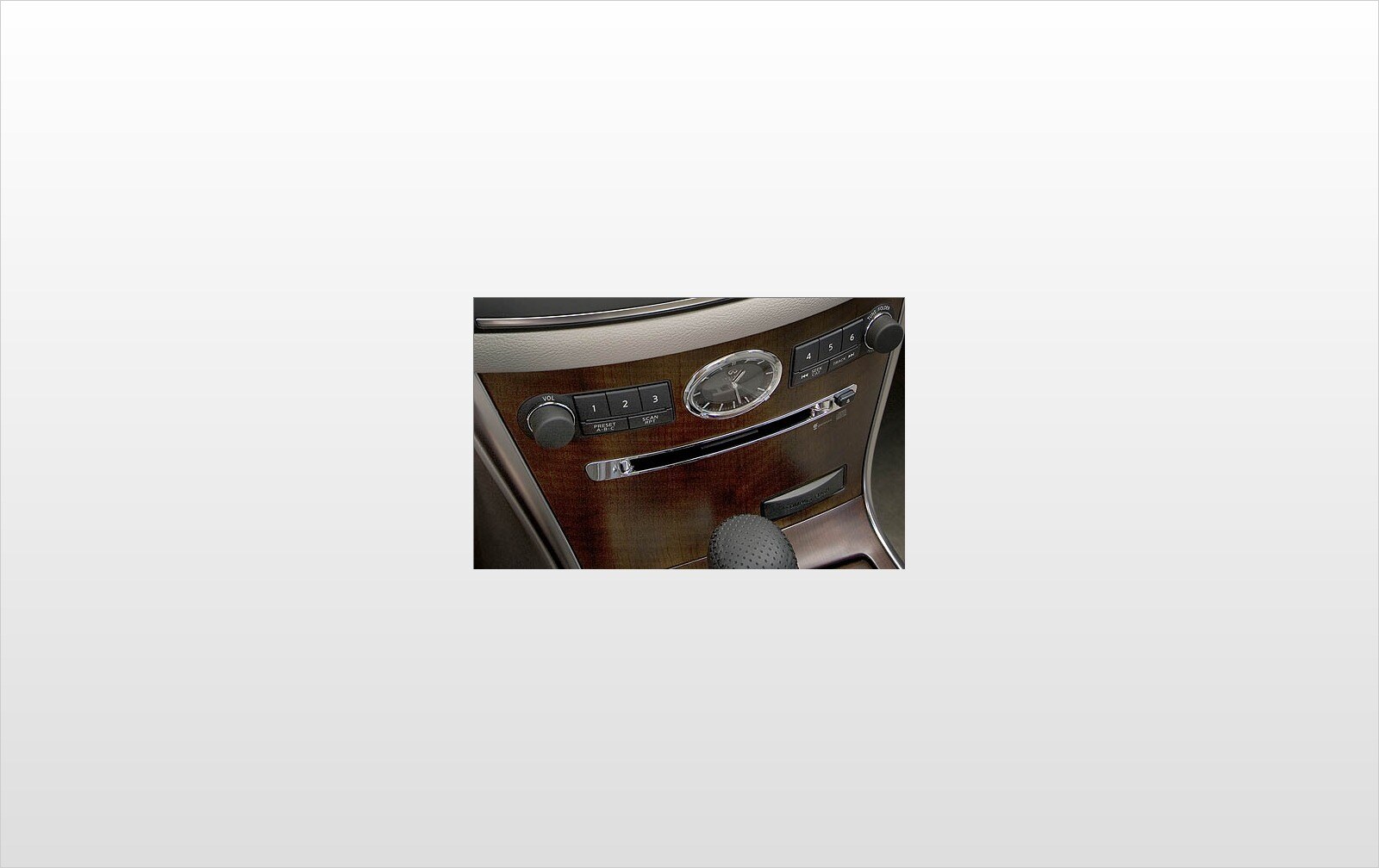 2008 INFINITI M35 interior CC