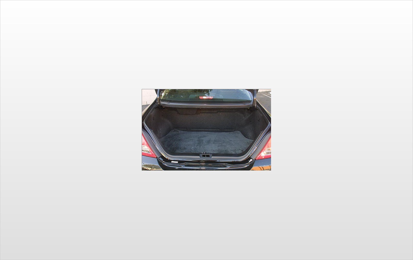 2003 INFINITI M45 interior CARGO