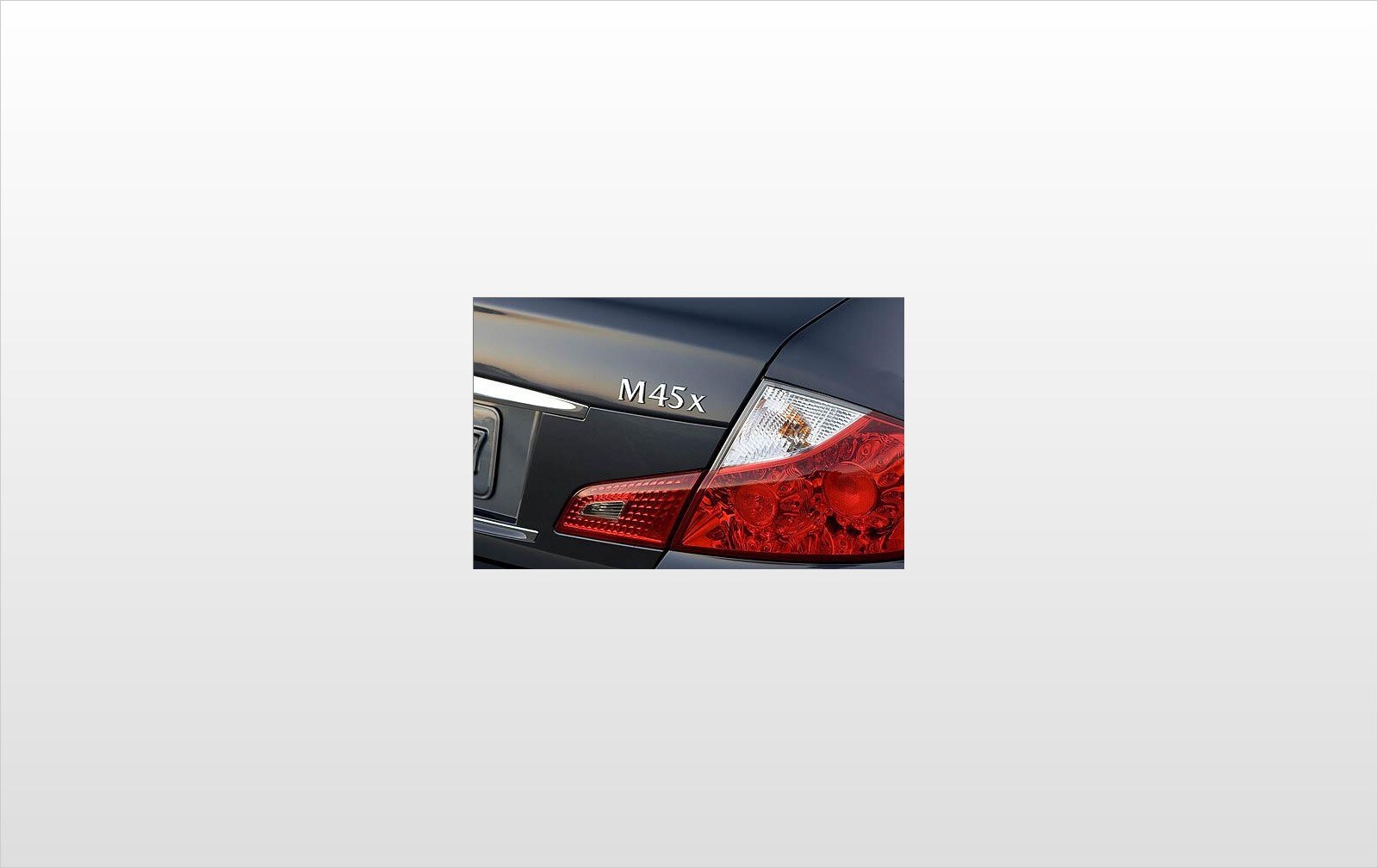 2009 INFINITI M45 exterior RBDG