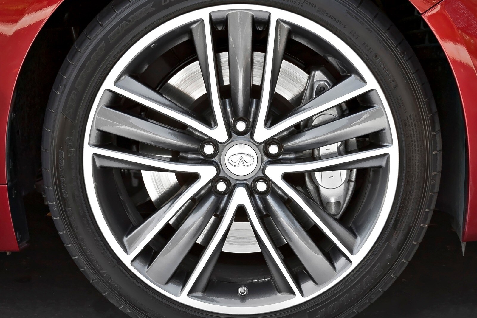 2014 Infiniti Q50 exterior W