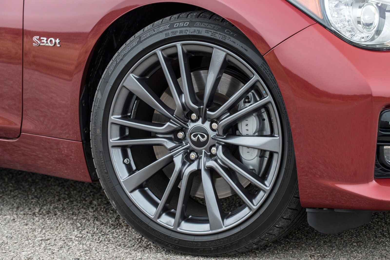 2016 Infiniti Q50 exterior W