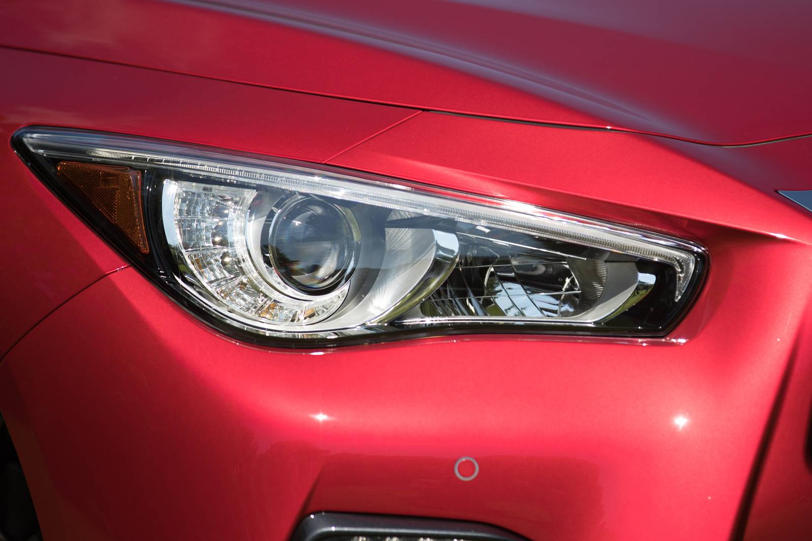 2021 Infiniti Q50 front safety EDETAIL