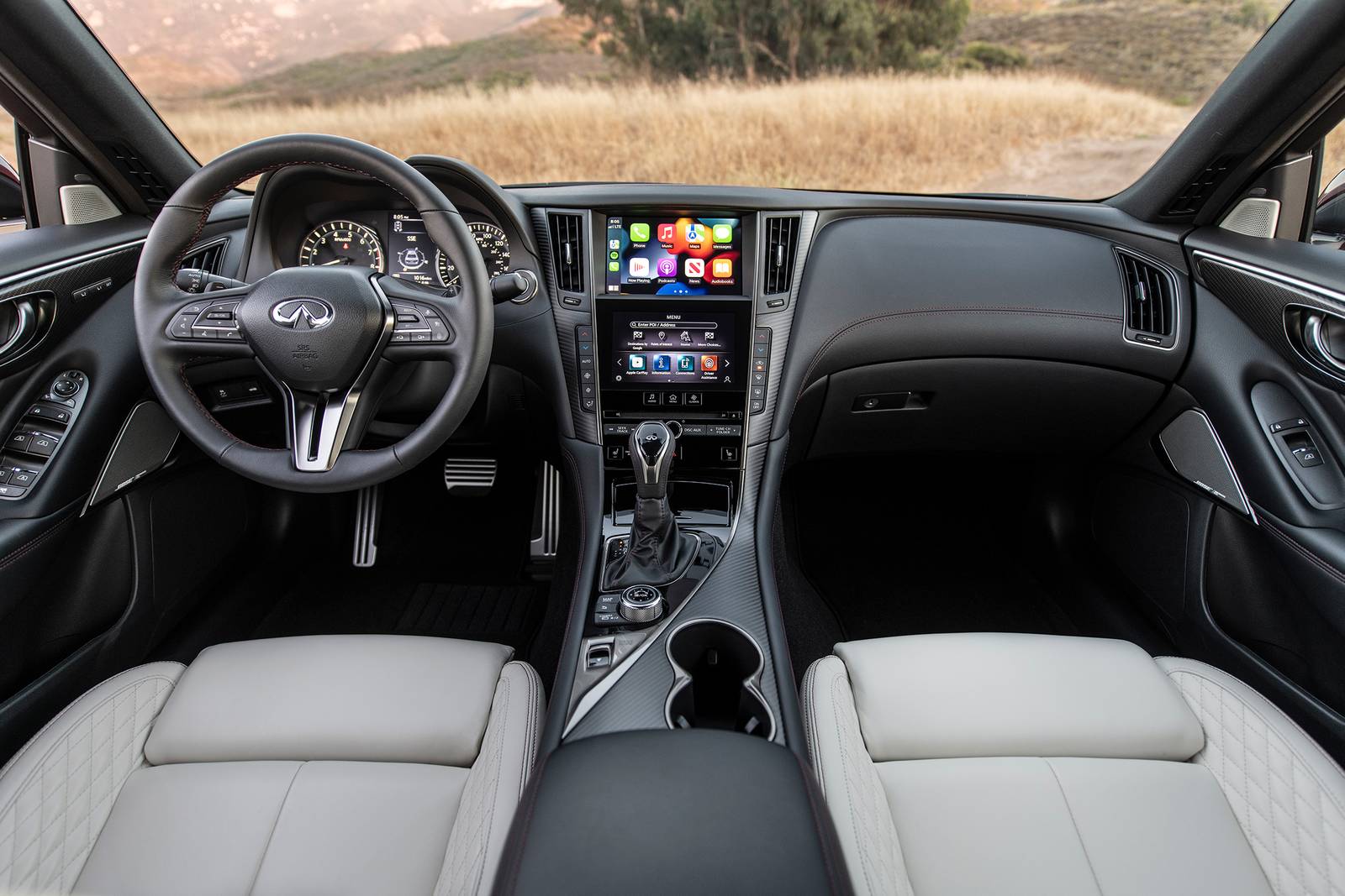 2024 INFINITI Q50 interior D