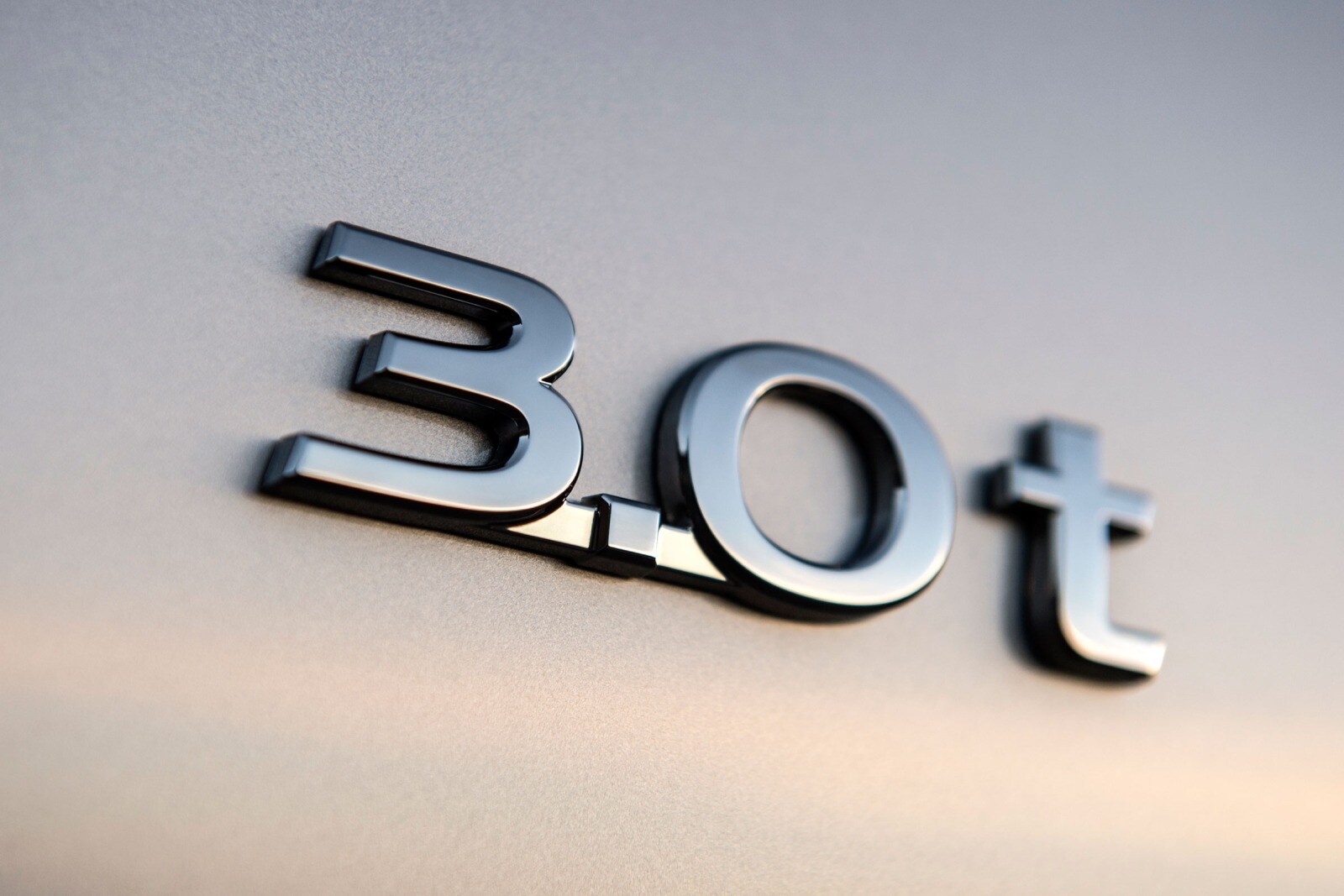 2018 Infiniti Q60 exterior FBDG