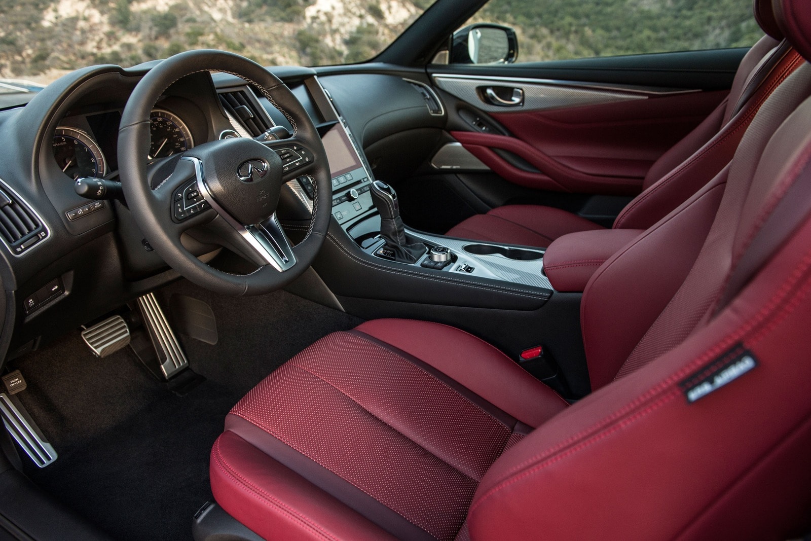 2018 Infiniti Q60 interior I