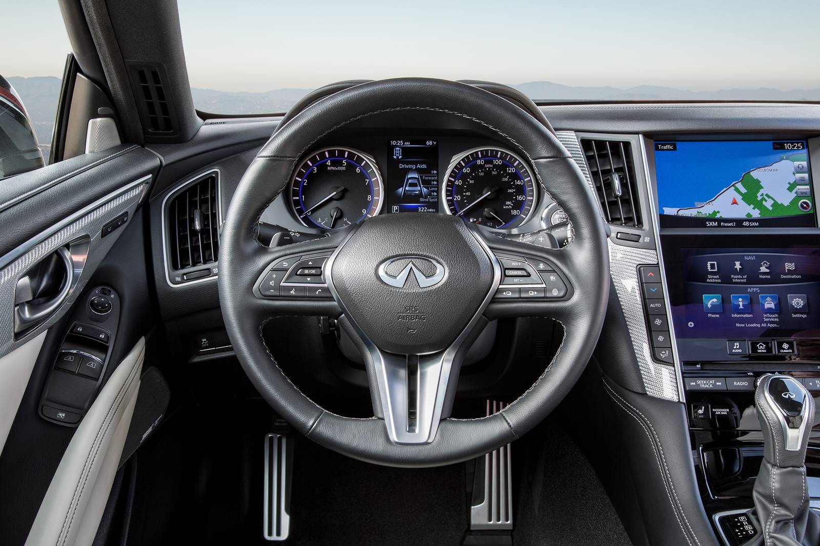 2018 Infiniti Q60 interior SWD