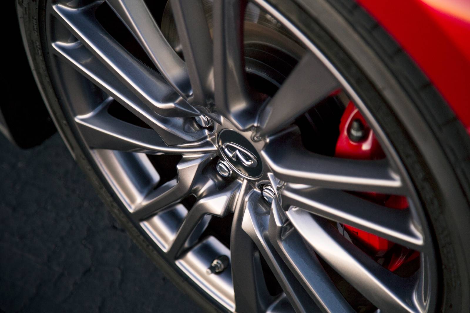 2018 Infiniti Q60 exterior W