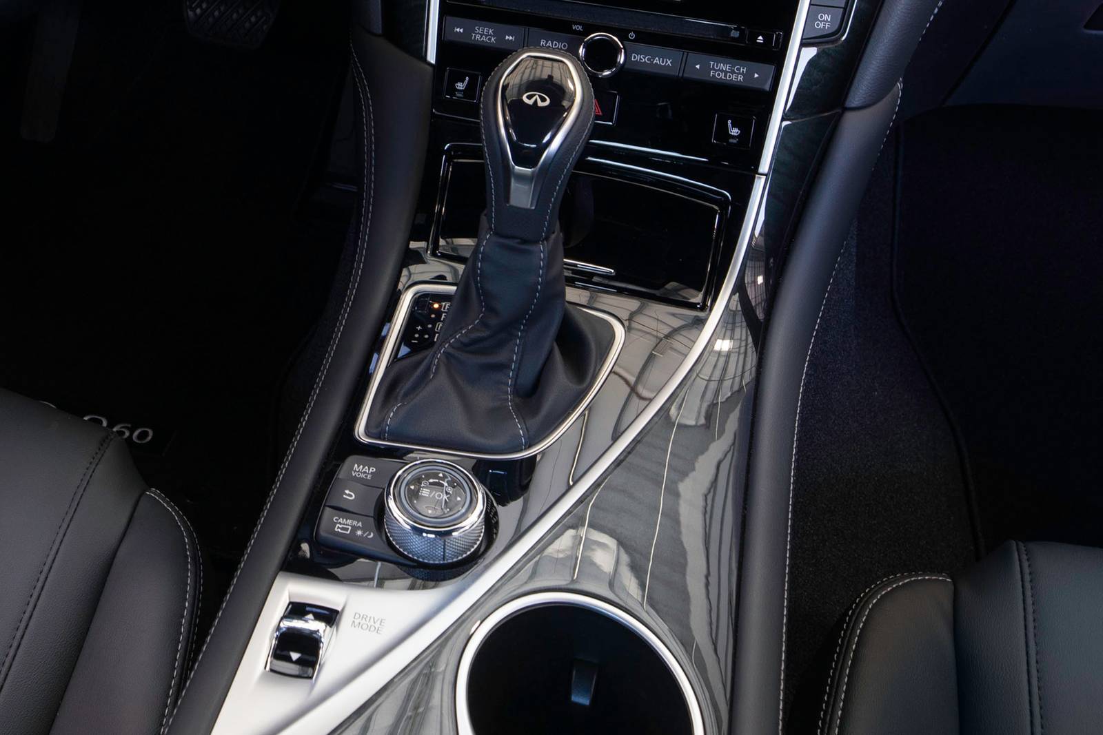 2020 Infiniti Q60 front safety SHF