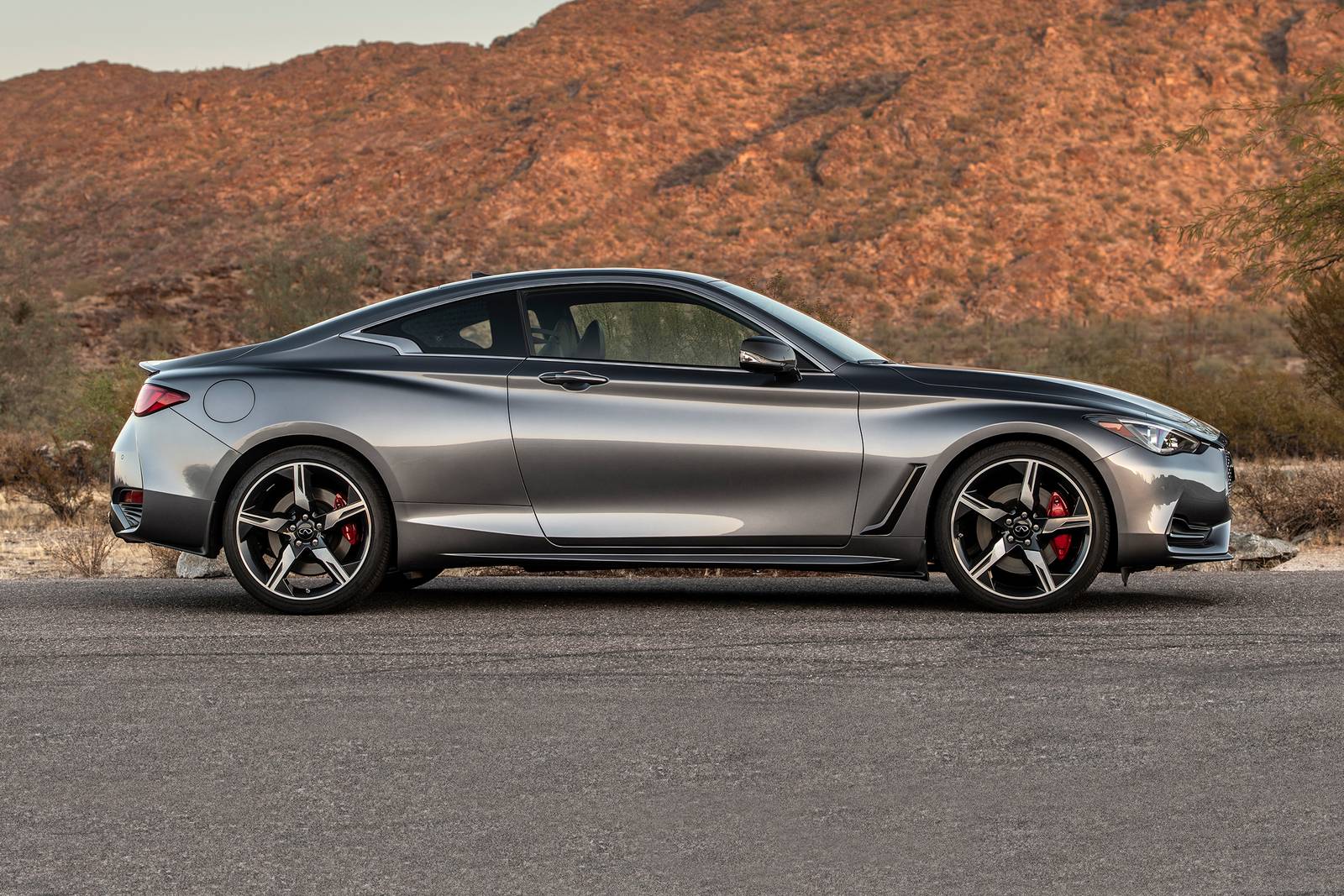 2021 Infiniti Q60 exterior S