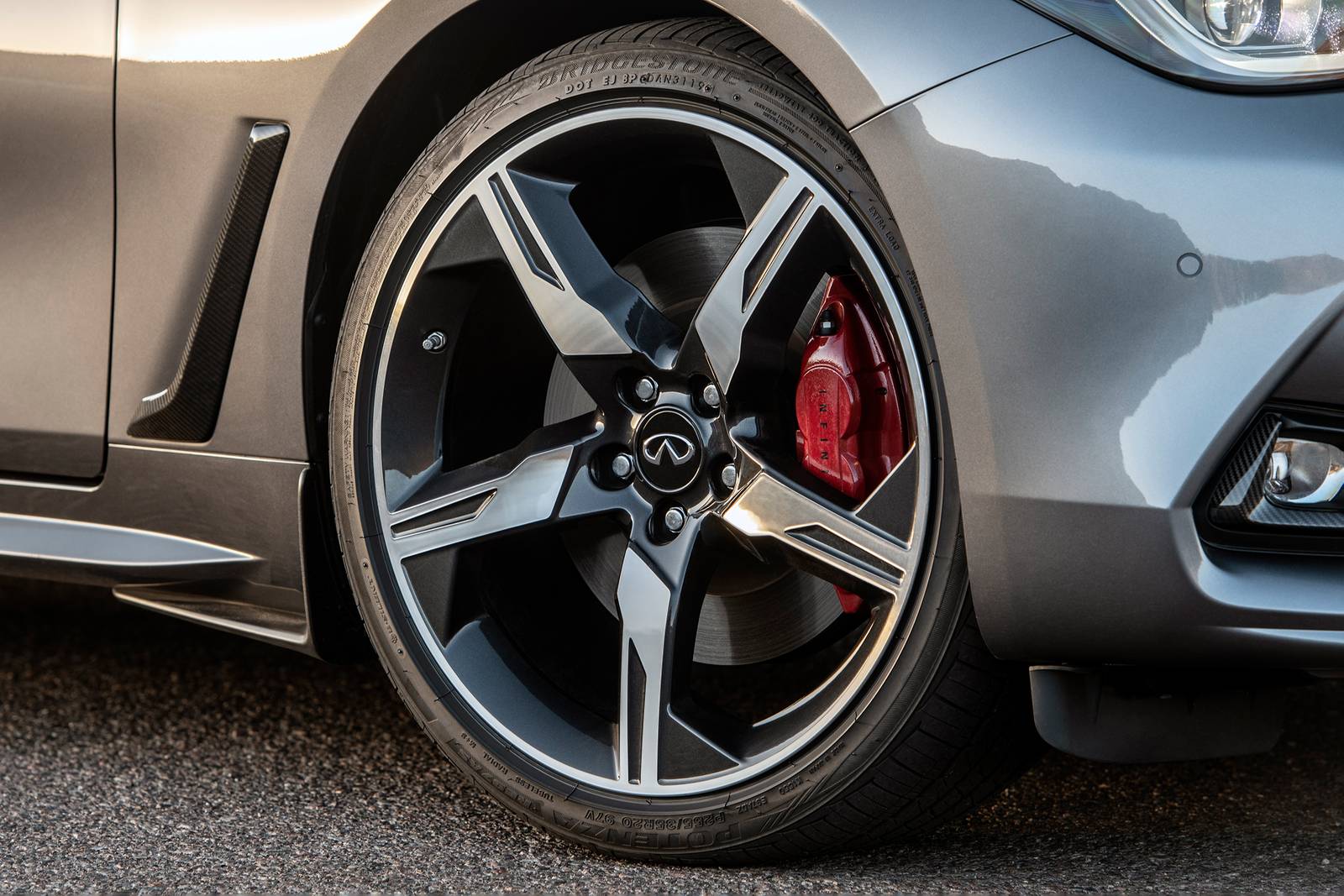 2021 Infiniti Q60 exterior W