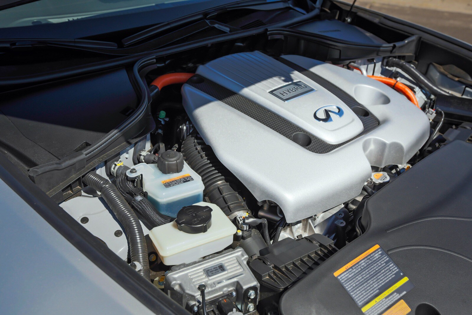 2014 INFINITI Q70 exterior E