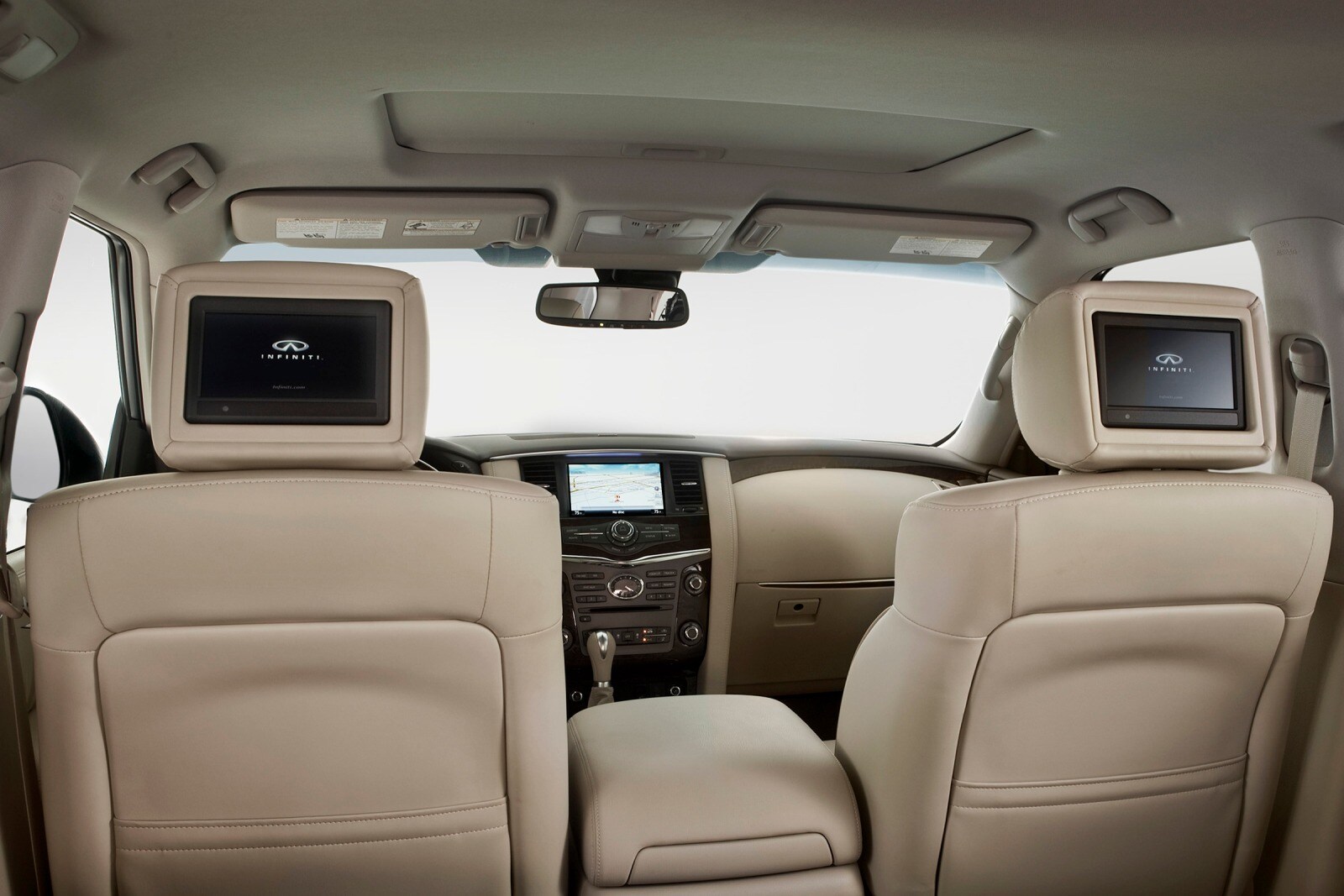 2013 INFINITI QX interior DETAIL
