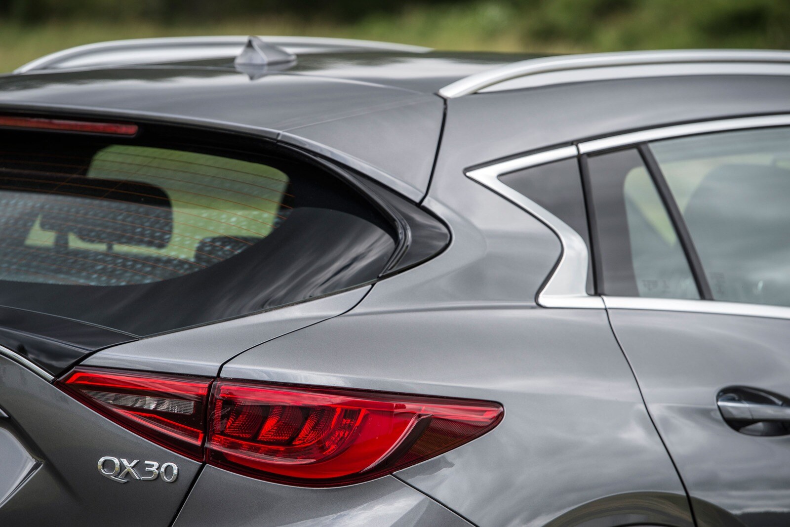 2017 Infiniti Qx30 exterior EDETAIL