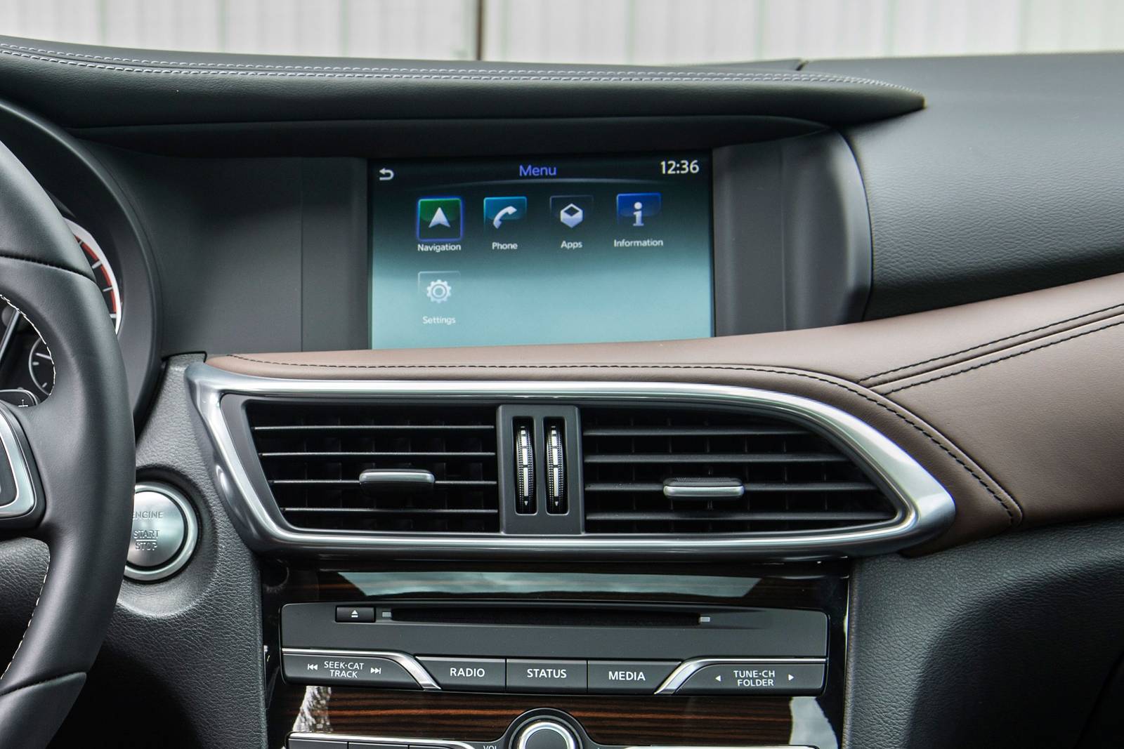 2018 Infiniti QX30 front safety CC