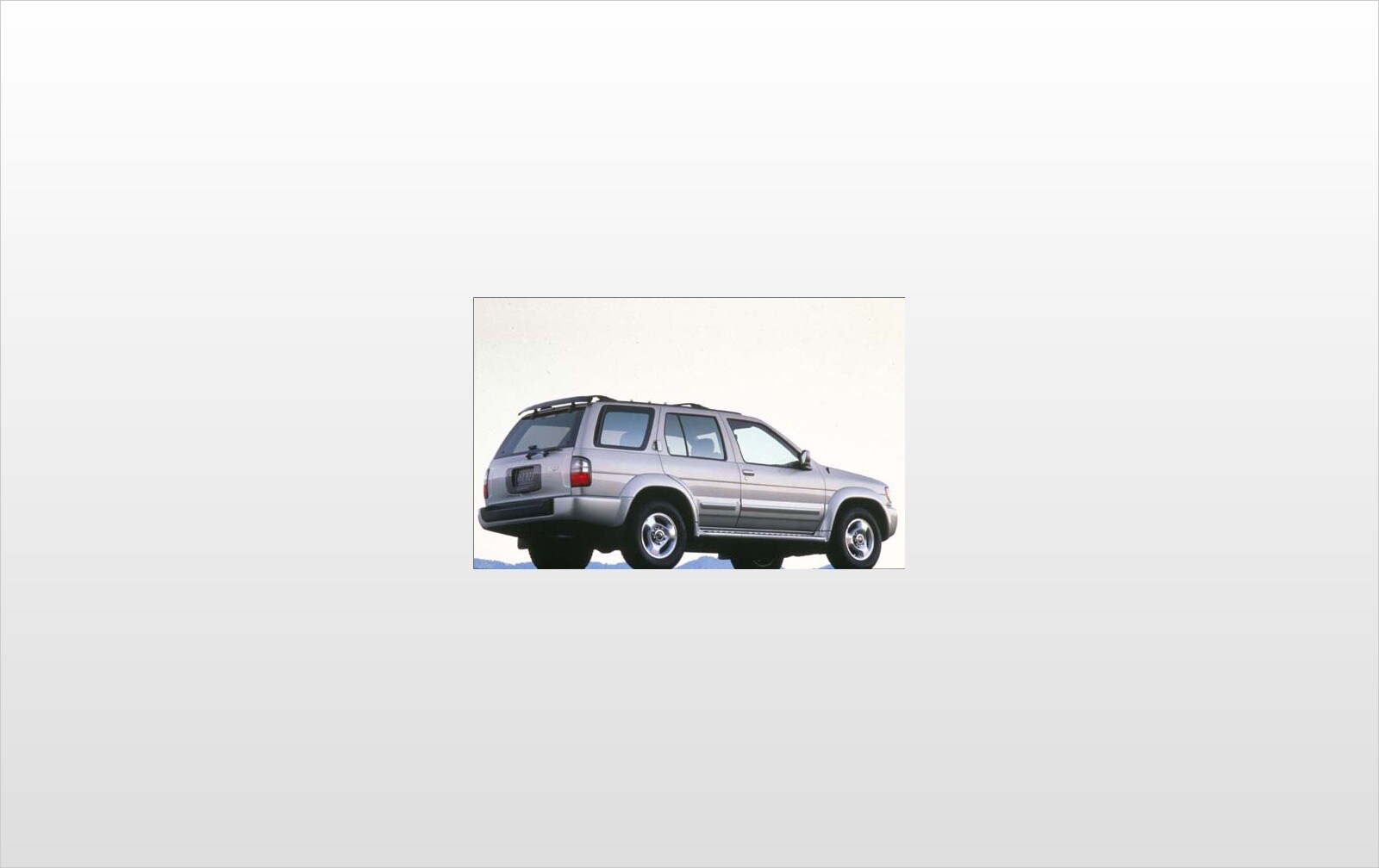 1999 INFINITI QX4 4dr SUV Exterior