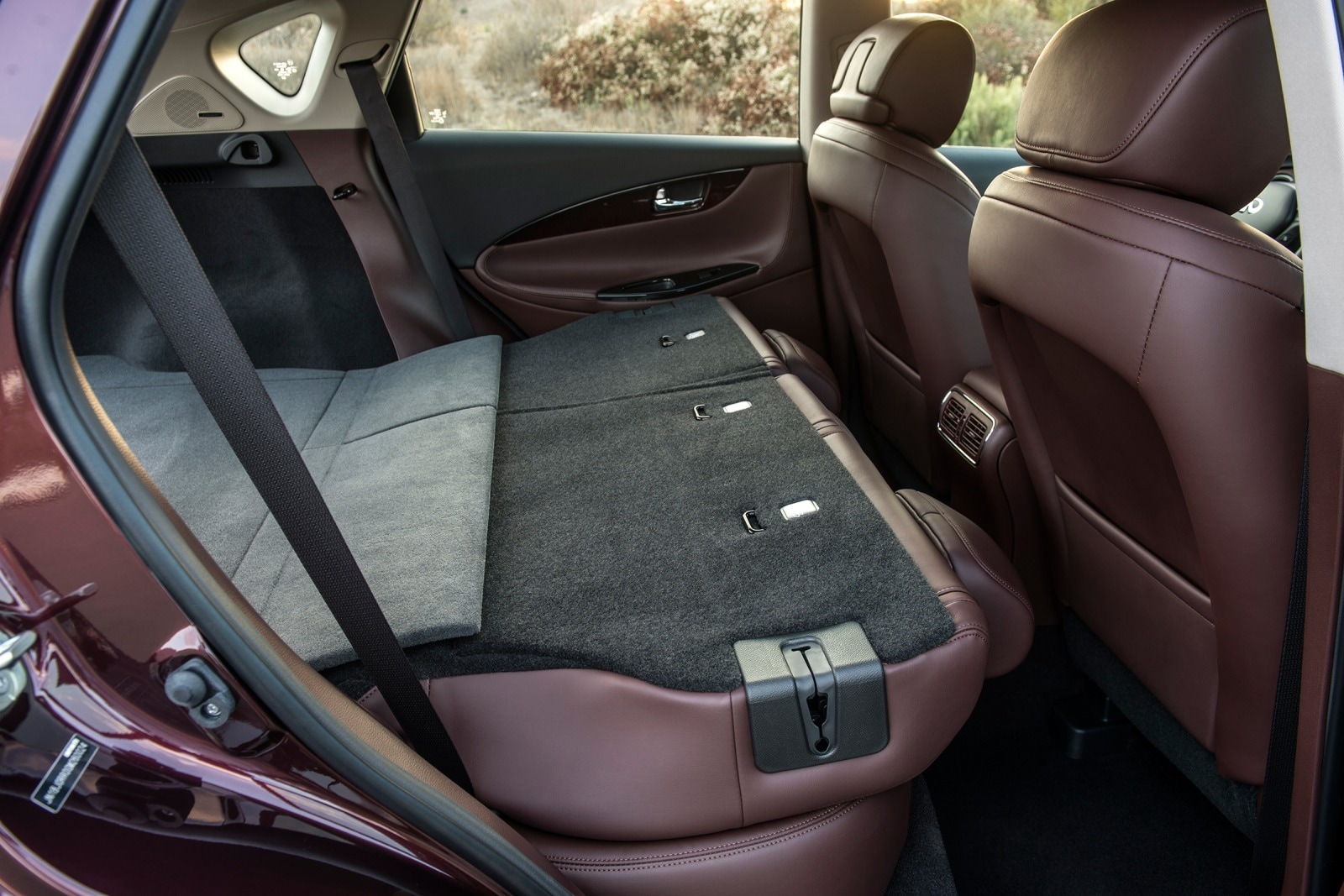 2017 Infiniti Qx50 interior RSD