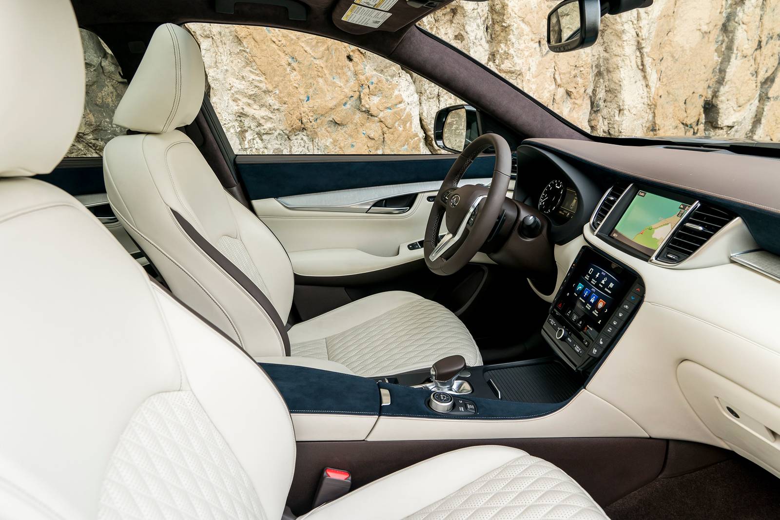 2021 Infiniti Qx50 interior I