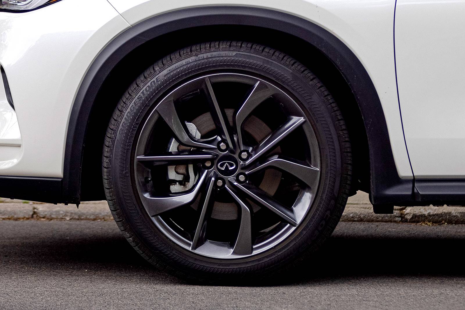 2024 Infiniti Qx50 exterior W