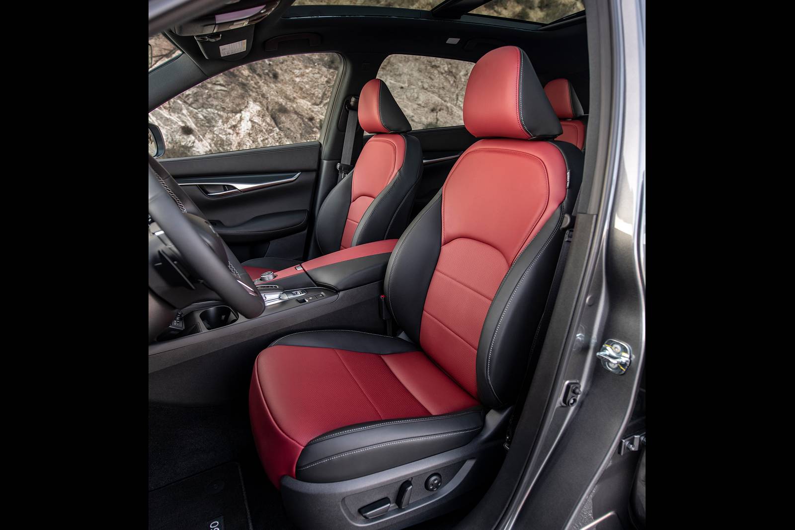 2024 Infiniti Qx50 interior I