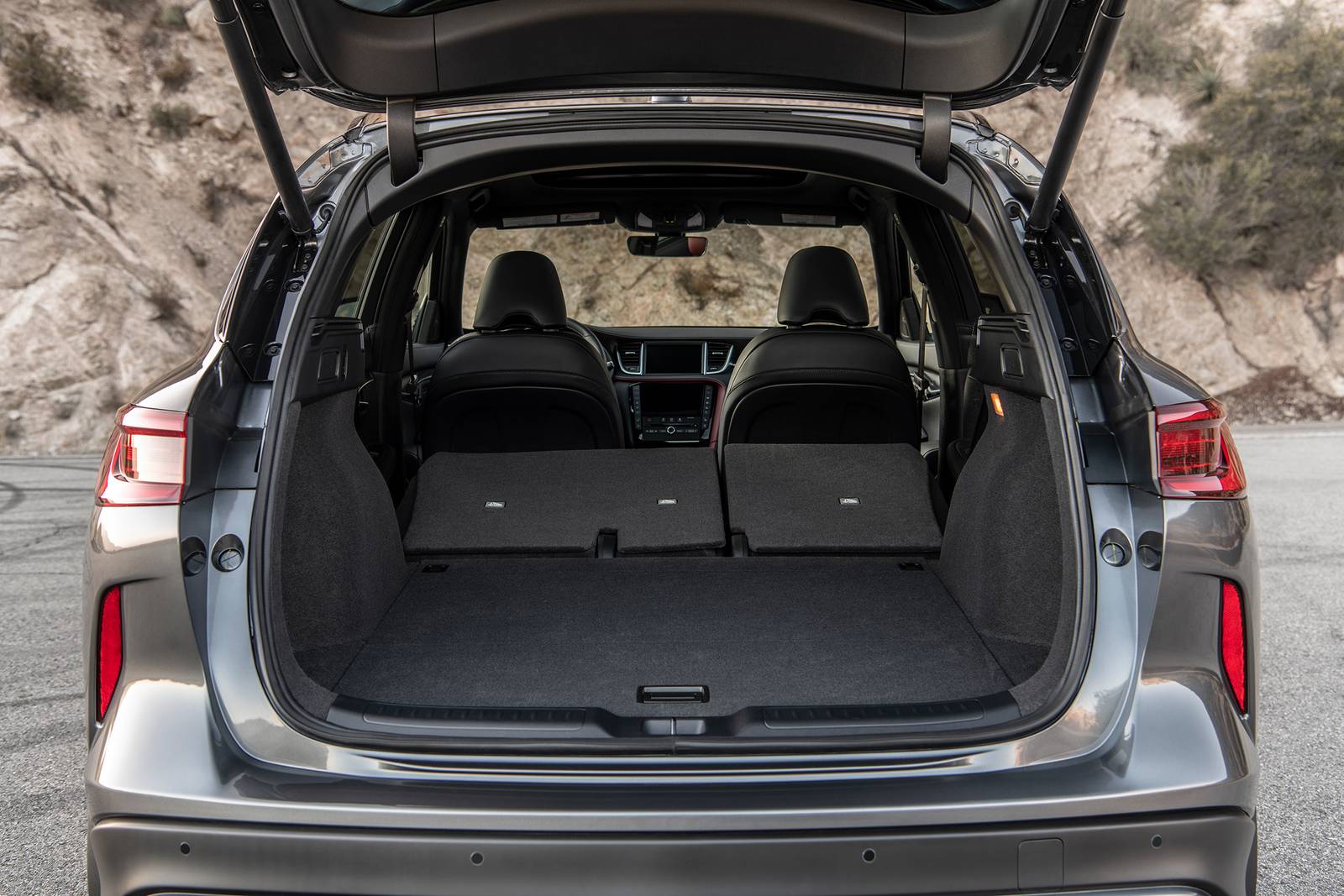 2024 Infiniti Qx50 interior RSD