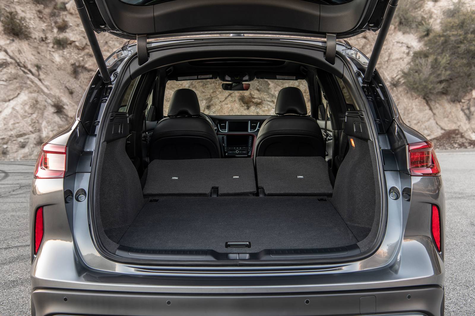 2025 Infiniti Qx50 interior RSD