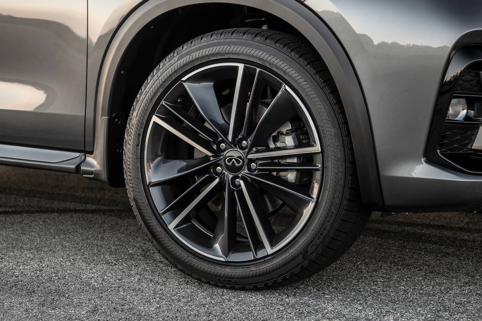 2025 Infiniti Qx50 exterior W